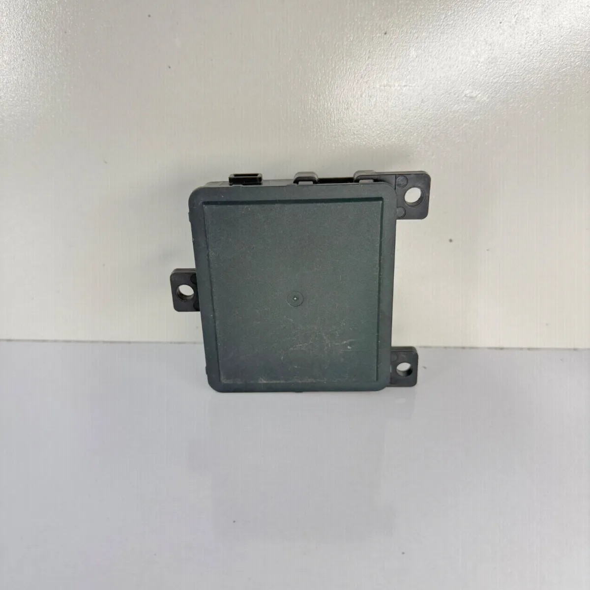 سنسور رادار فونیکس FX و آریزو 8 — کد 704000454AA