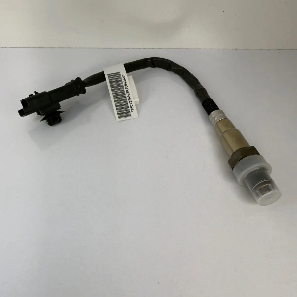 سنسور اکسیژن طول کل (330mm) — کد J60-3611061