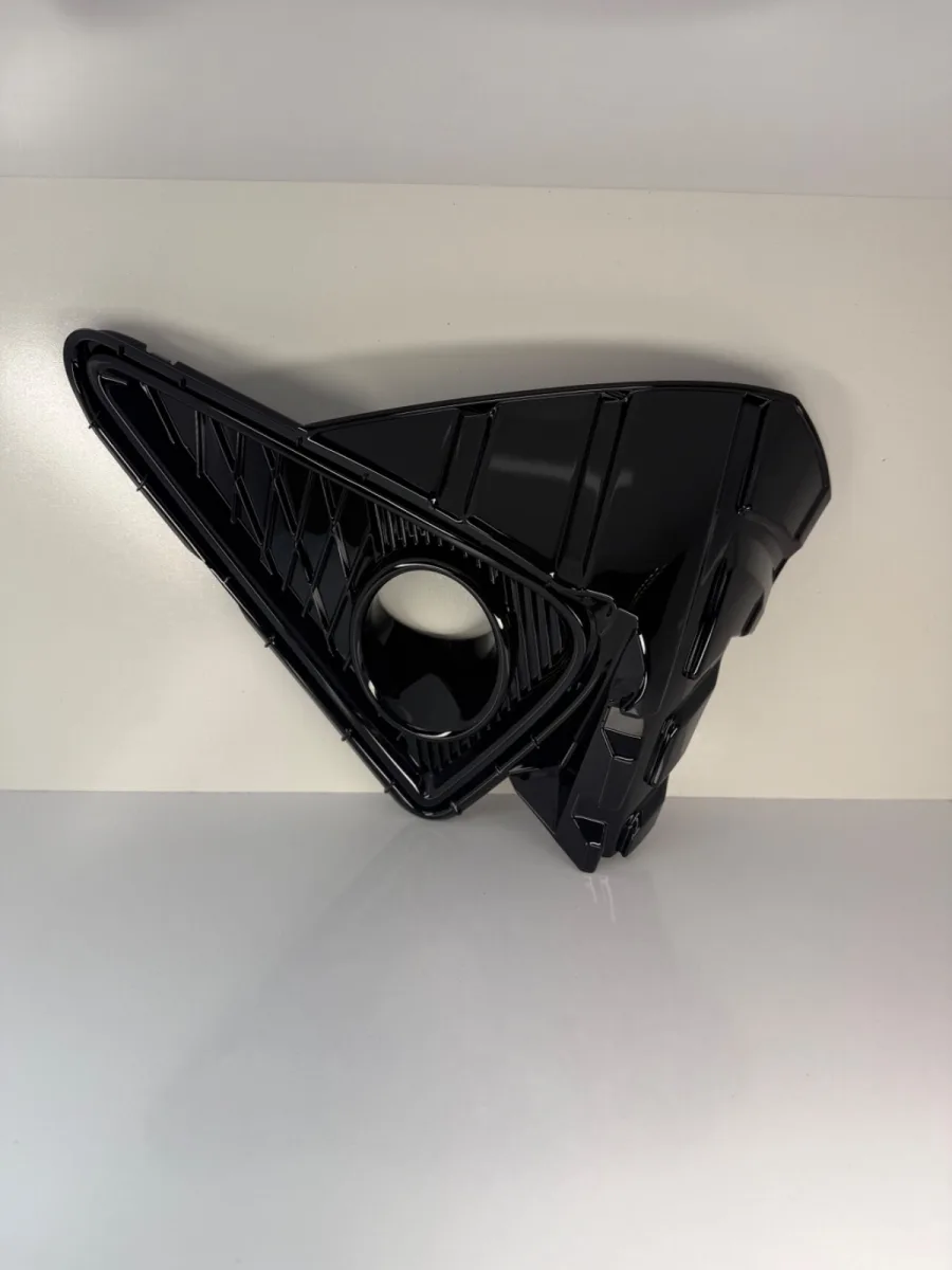قاب دور مه شکن جلو راست آریزو 6 GT — کد 602003343AA