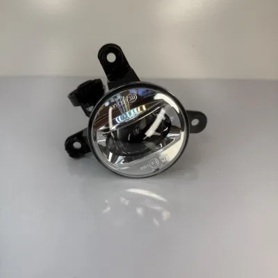 چراغ مه شکن جلو راست آریزو 6 GT — کد 605000853AA